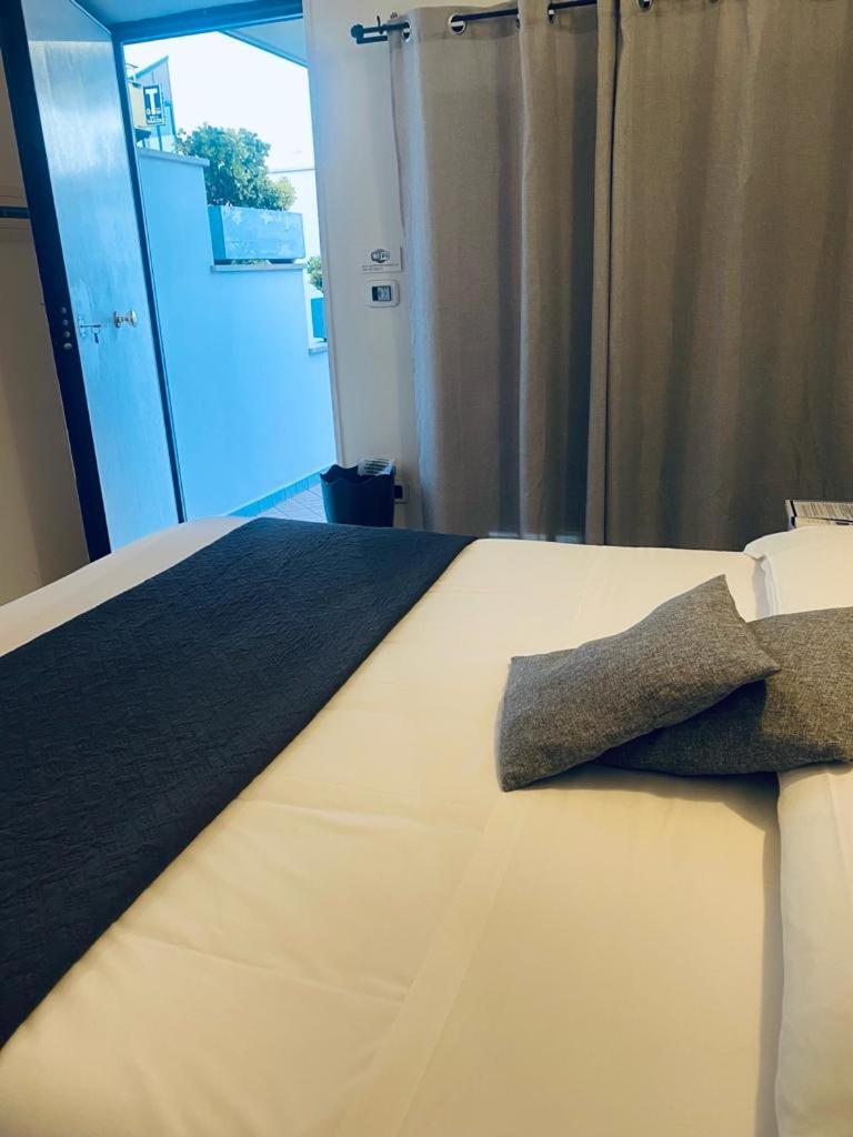 Airport Hotel